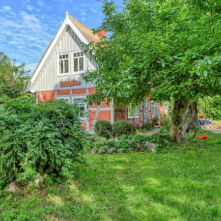 Holiday home 2 Bedroom Stunning In Rankwitz Ot *